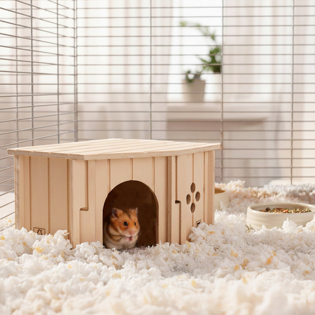SIN CORNER Casita esquinera de madera para pequeños animales
