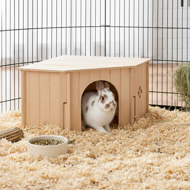 SIN CORNER Casita esquinera de madera para pequeños animales
